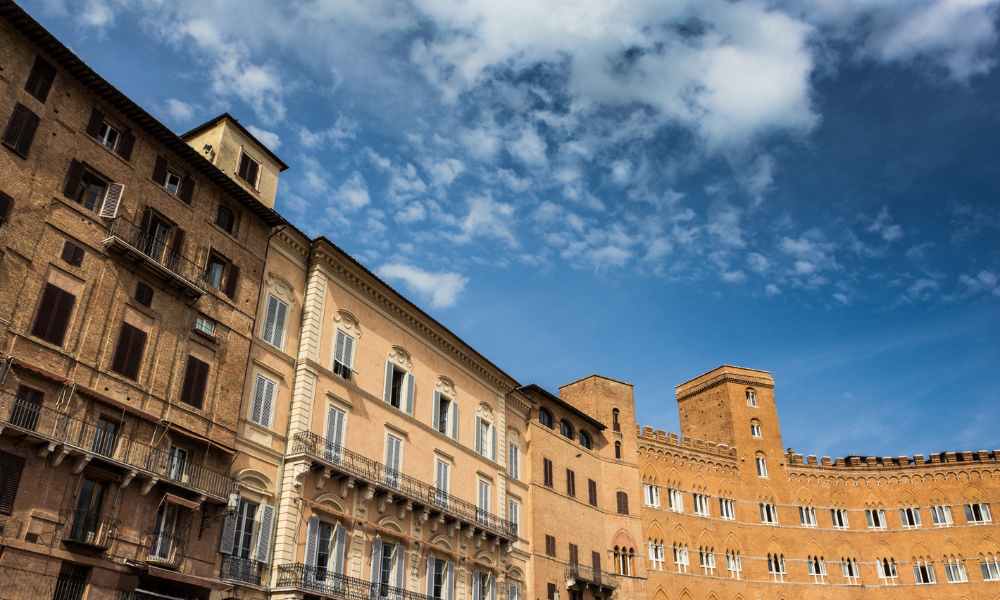 Exploring the Timeless Elegance of Terea Sienna: A Glimpse into Indonesian Artistry